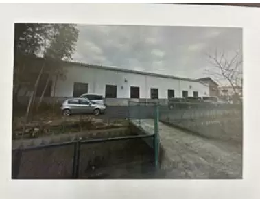 神奈川県厚木市岡田の倉庫