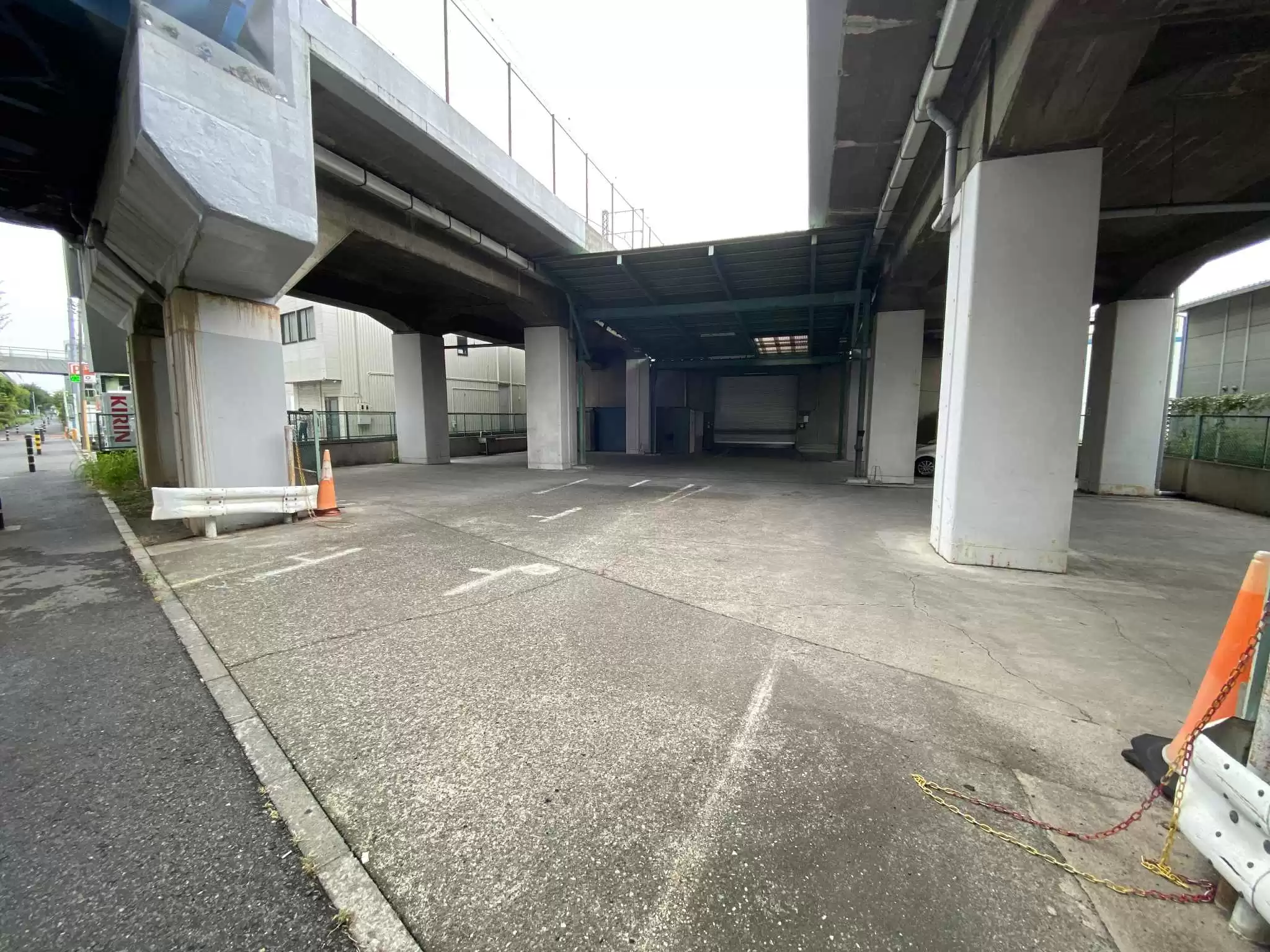 埼玉県さいたま市桜区田島の倉庫
